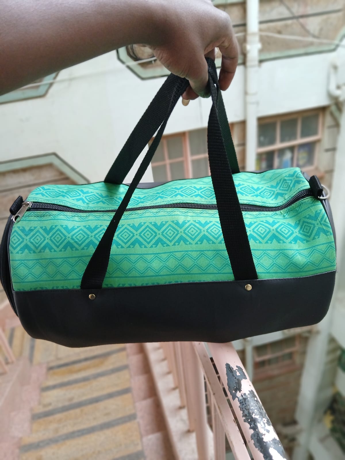 💥NEW ARRIVALS 💥 Large Fitness Gym Sports Bag,Travelling Duffel Bag, Weekender Duffle Bag 🔥 with Shoes Compartment 🔥