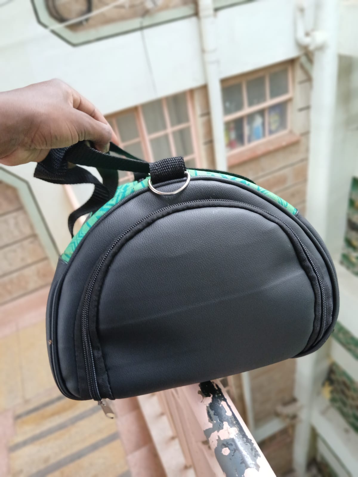 💥NEW ARRIVALS 💥 Large Fitness Gym Sports Bag,Travelling Duffel Bag, Weekender Duffle Bag 🔥 with Shoes Compartment 🔥