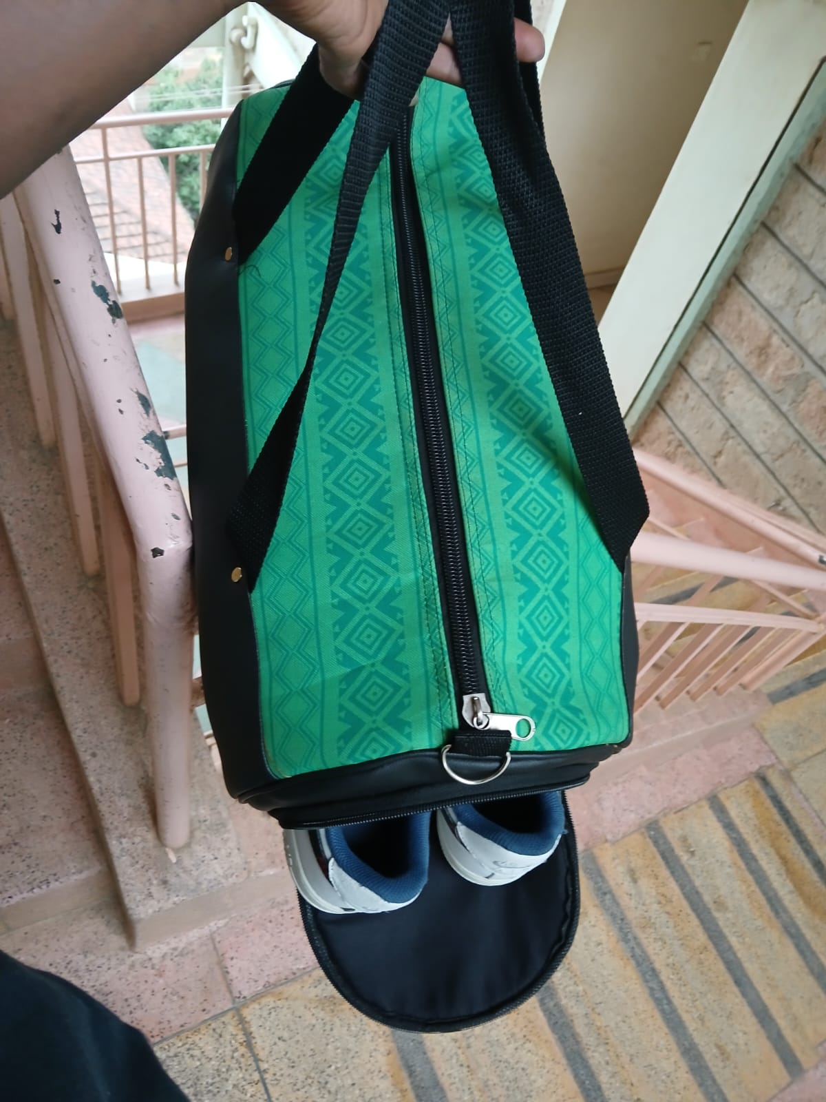 💥NEW ARRIVALS 💥 Large Fitness Gym Sports Bag,Travelling Duffel Bag, Weekender Duffle Bag 🔥 with Shoes Compartment 🔥