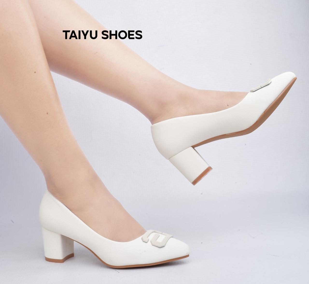 CLEARANCE SALE OFFER ⚡⚡New Arrival 🔥  Quality 🔥 Victoria Official Heels 🔥🔥 high quality 🧨💥 Women Shoes women shoes🔥