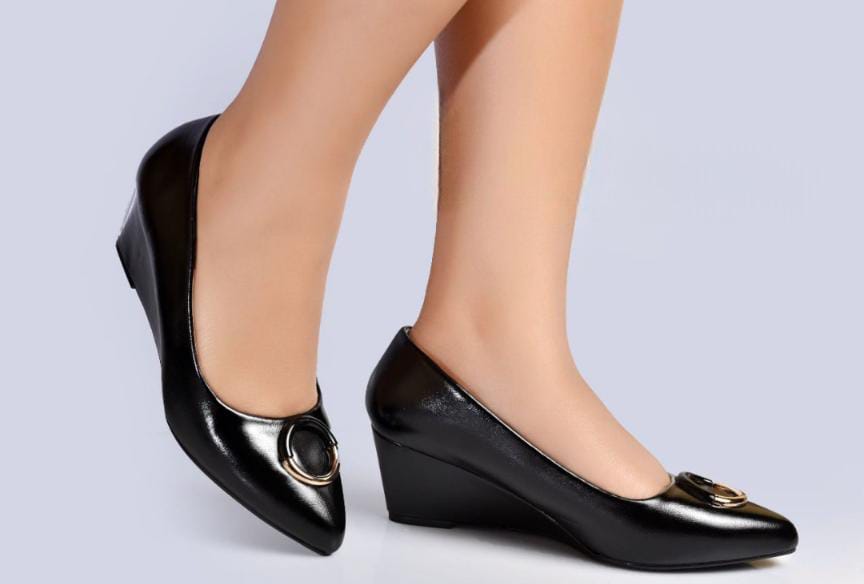 CLEARANCE SALE OFFER ⚡⚡New Arrival 🔥  Quality 🔥 Victoria Official Wedges 🔥🔥 high quality 🧨💥 Women Shoes women shoes🔥