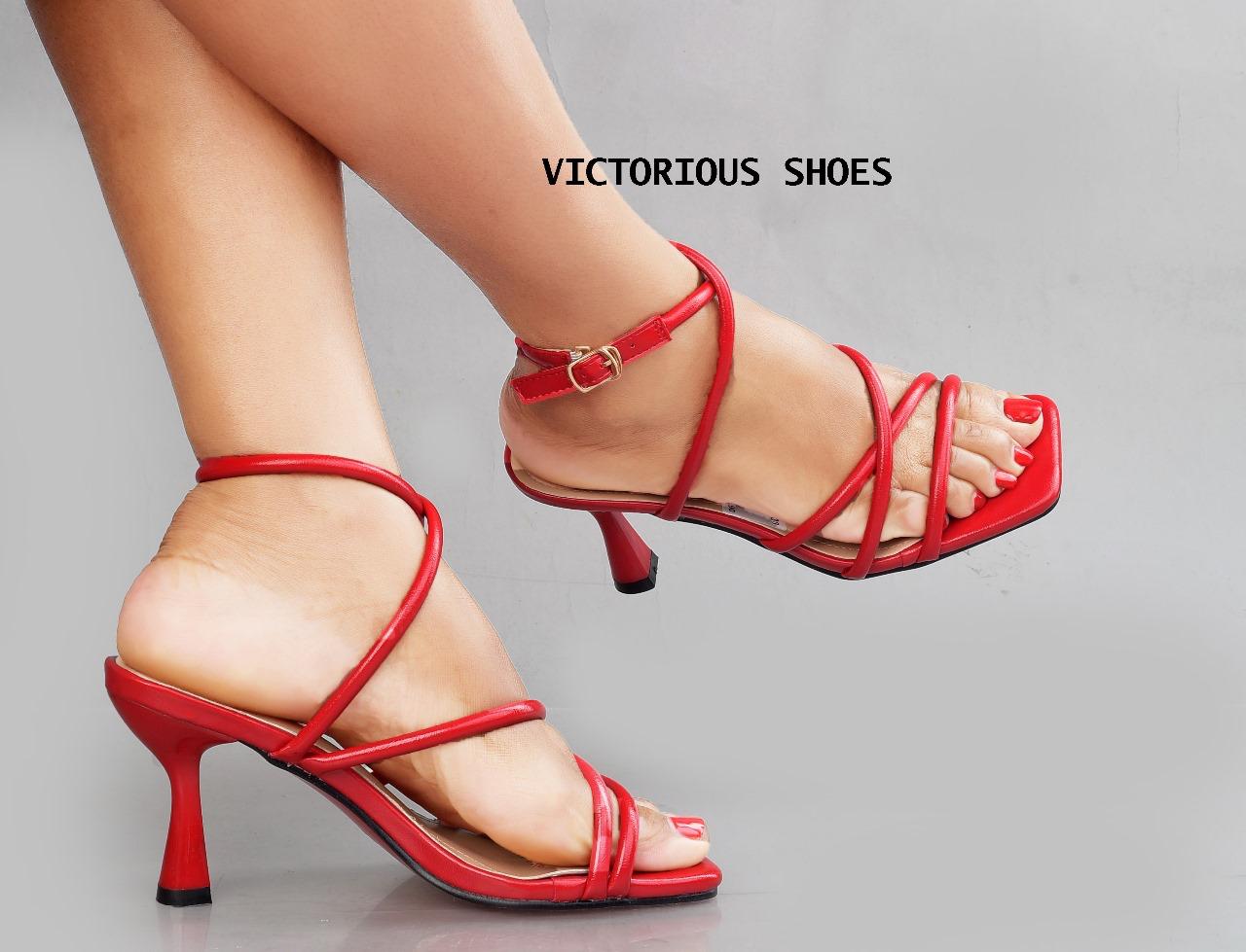 New 🌟 High QUALITY  Victorious Fashionable casual and elegant  Ladies  heel 🔥 🔥 very classy and sassy🥰