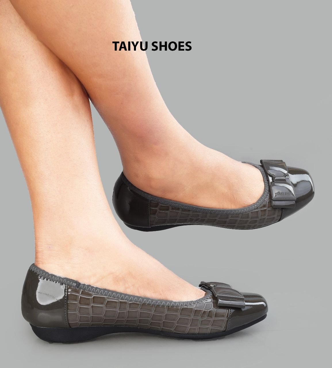 New 🌟 High QUALITY  TAIYU  Fashionable casual and elegant  Ladies  Flats shoes 🔥 🔥 very classy and sassy🥰