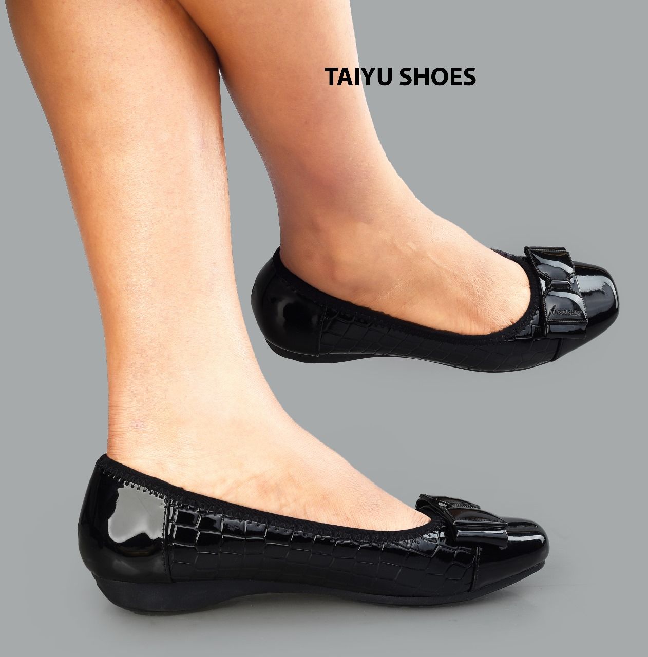 New 🌟 High QUALITY  TAIYU  Fashionable casual and elegant  Ladies  Flats shoes 🔥 🔥 very classy and sassy🥰
