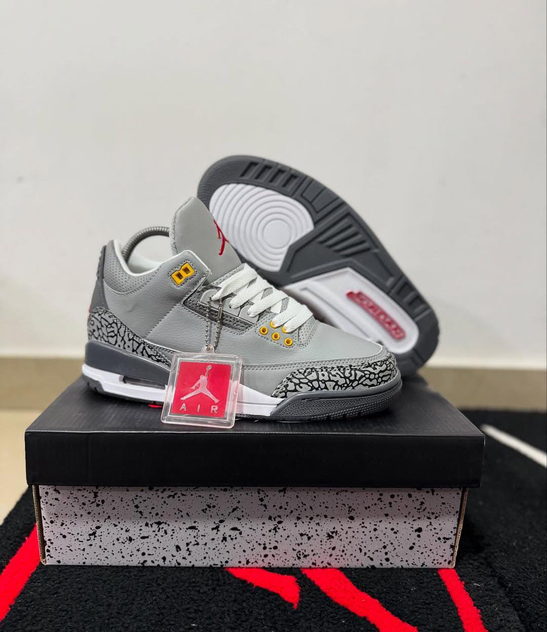 ⚡HIGH QUALITY ⚡JORDAN 4 high quality j4" Valentine" "black cat " sneakers original fashion leather ladies sneakers shoes ❤️‍🔥🔥 available in all black  pink white 😍