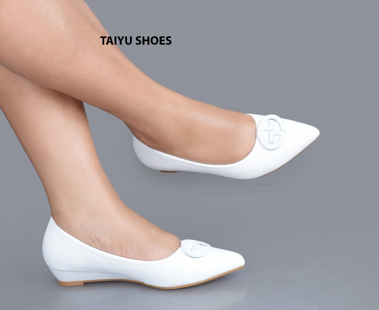 New 🌟 High QUALITY  TAIYU  Fashionable casual and elegant  Ladies  Wedge shoes 🔥 🔥 very classy and sassy🥰