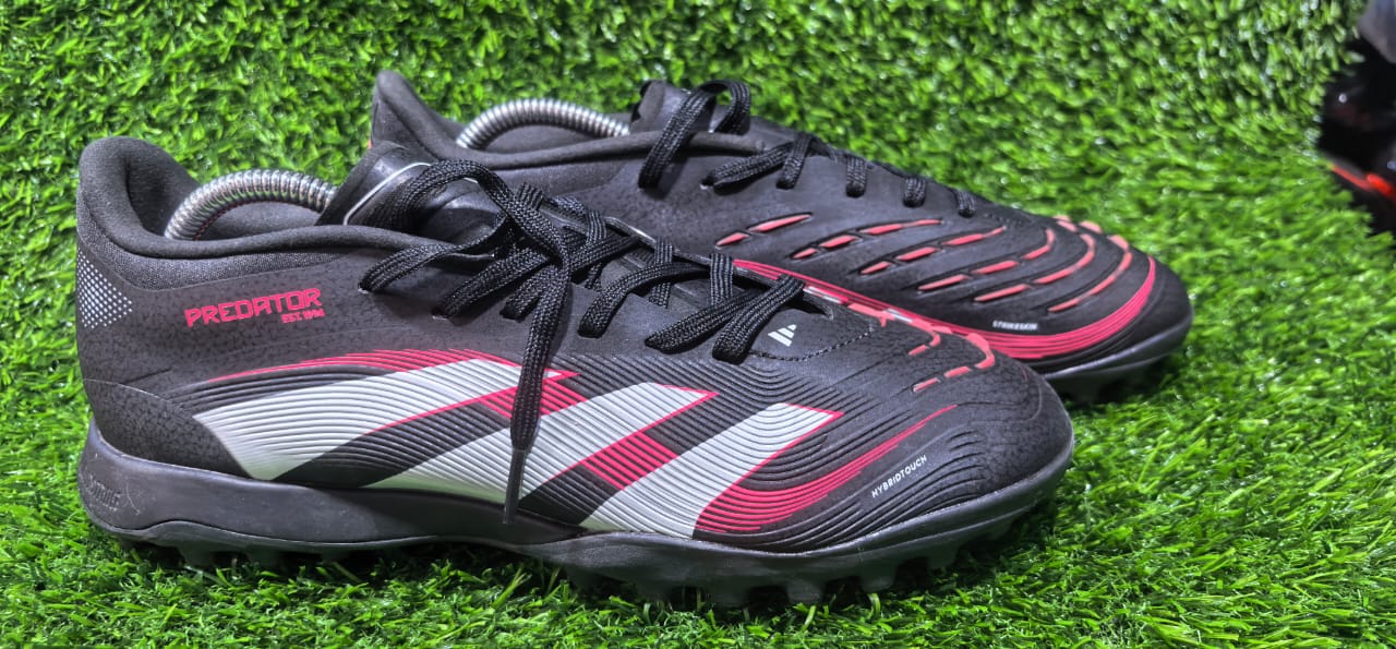ORIGINAL 🔥🔥🔥🔥🔥High Quality Original Addiidas Predator Trainer Football Soccer boots🔥🔥🔥🔥🔥 A  very good Quality and very comfortable