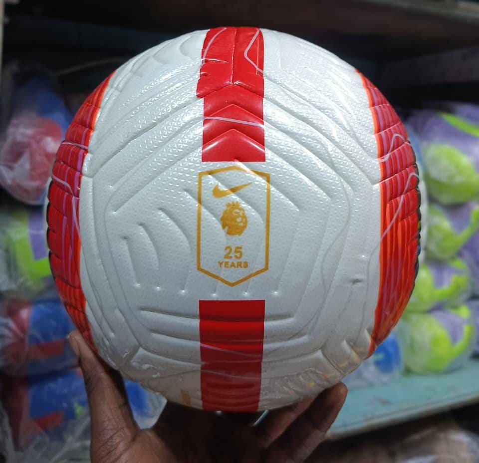 ⭐ Premium Ball Spedster Match Football  – Size 5 – Durable PU Leather, Hand-Stitched, Perfect Grip & Long-Lasting Air Retention ⚽
✔ Official Size 5 – Ideal for training, match play