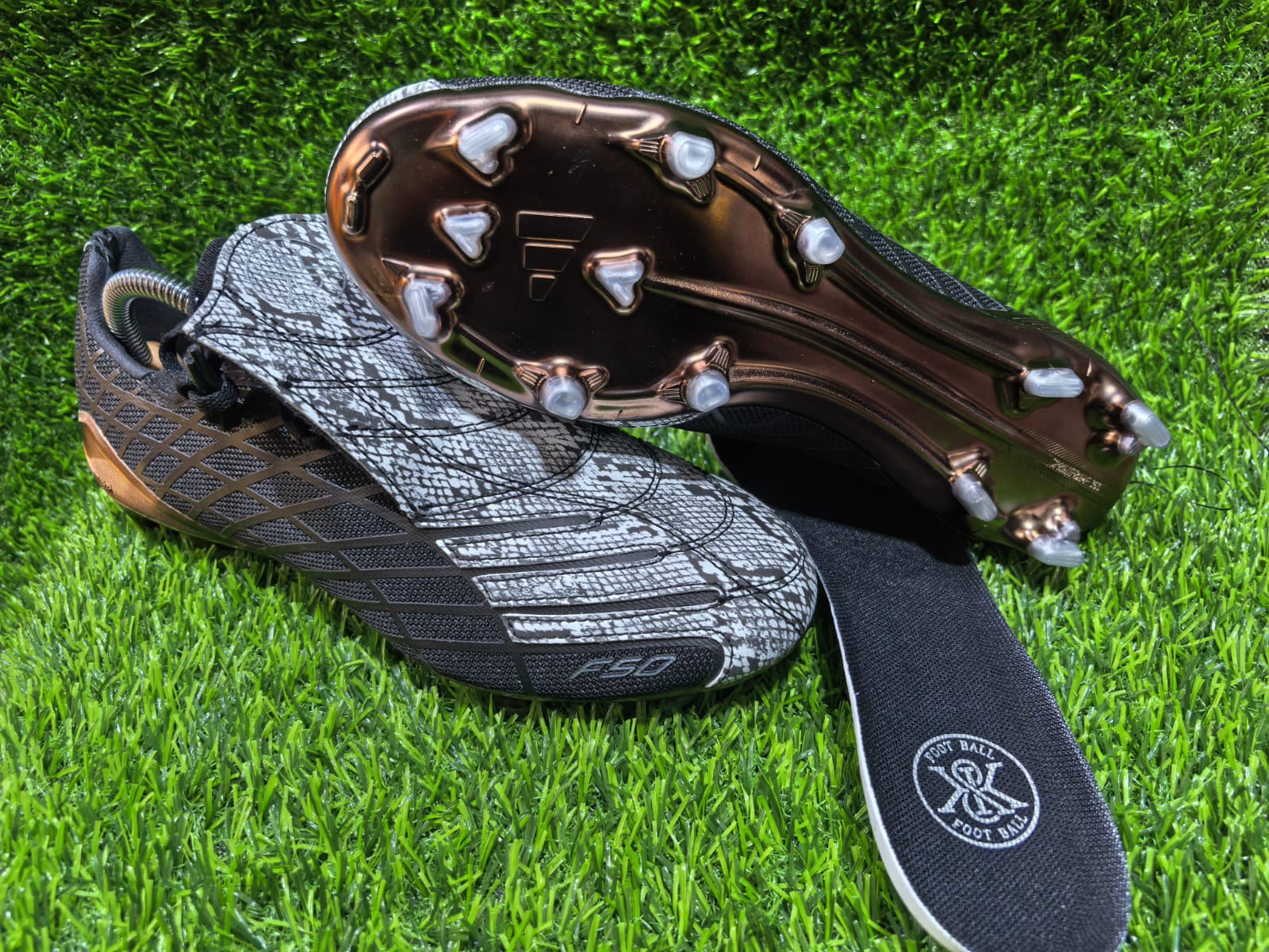 New🔥🔥🔥🔥🔥High Quality New F50 Spider Football Soccer boots🔥🔥🔥🔥🔥 A  very good Quality and very comfortable