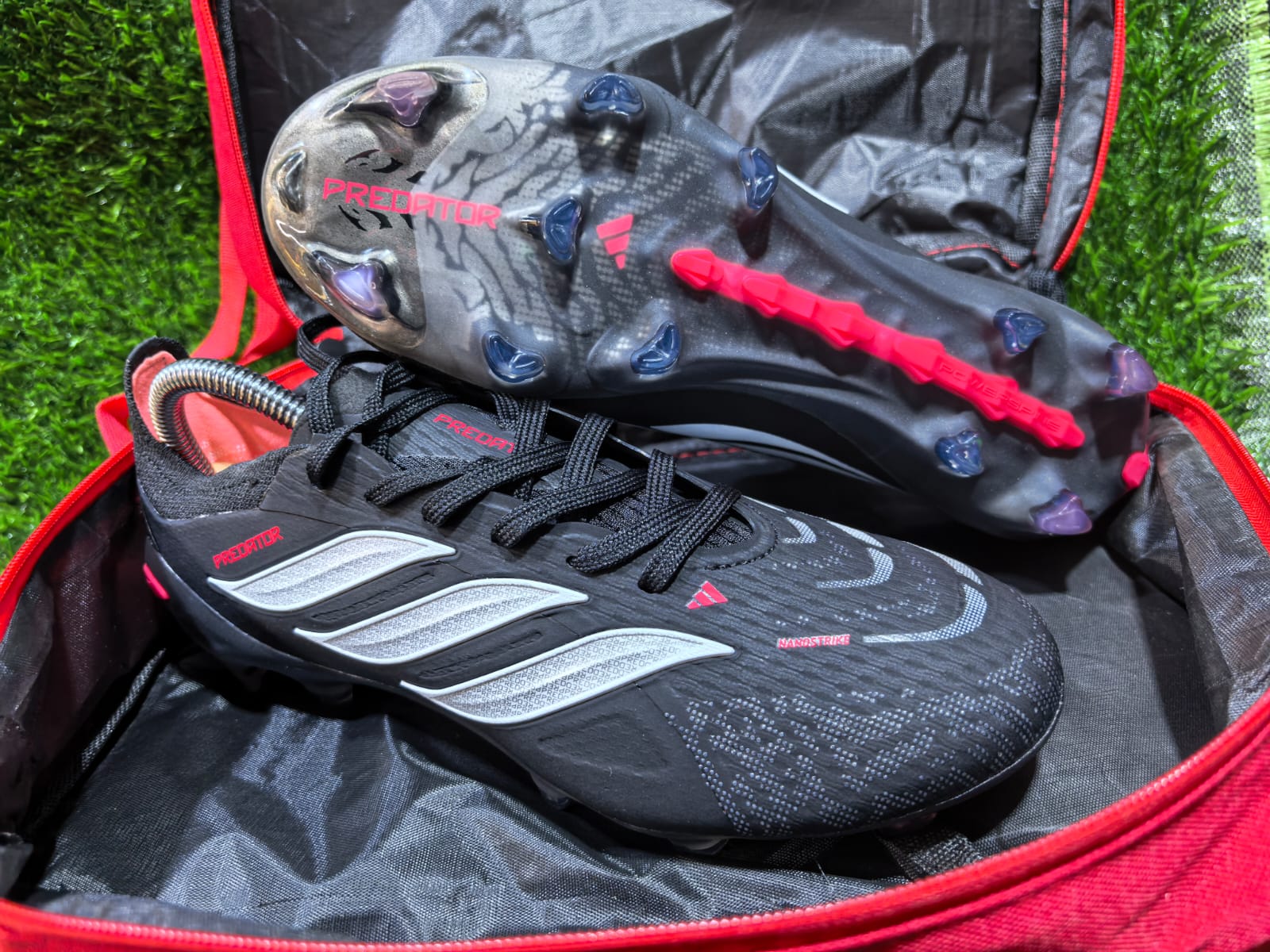 New 🔥🔥🔥🔥🔥High Quality  Latest  Predator Football Soccer boots🔥🔥🔥🔥🔥 A  very good Quality and very comfortable