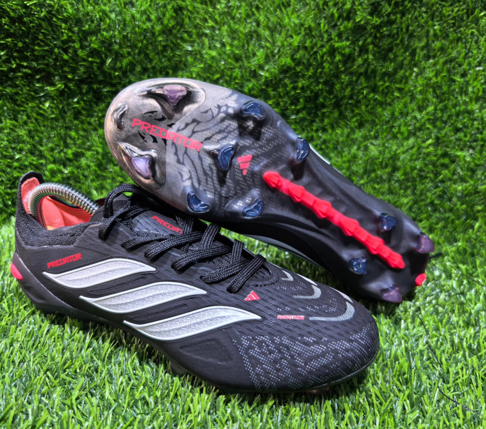 New 🔥🔥🔥🔥🔥High Quality  Latest  Predator Football Soccer boots🔥🔥🔥🔥🔥 A  very good Quality and very comfortable