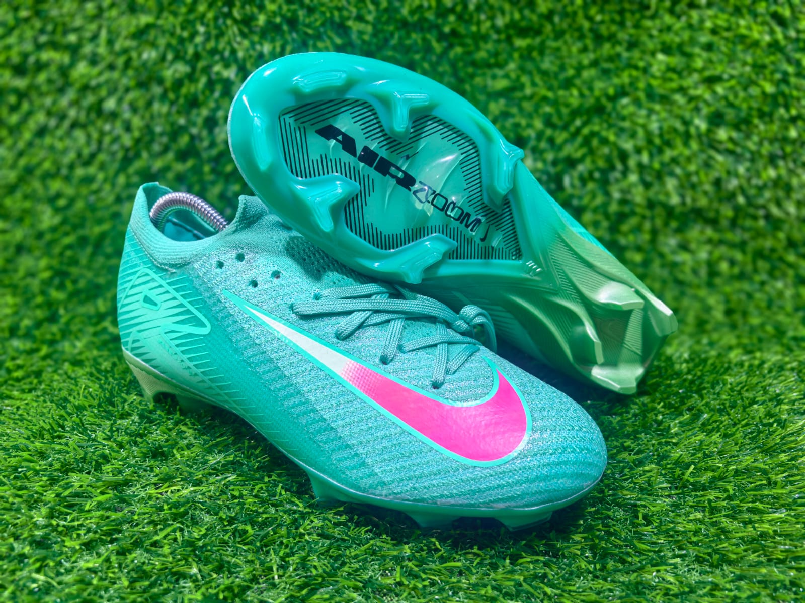 New 🔥🔥🔥🔥🔥High Quality Air Zoom Football Soccer boots🔥🔥🔥🔥🔥 A  very good Quality and very comfortable
