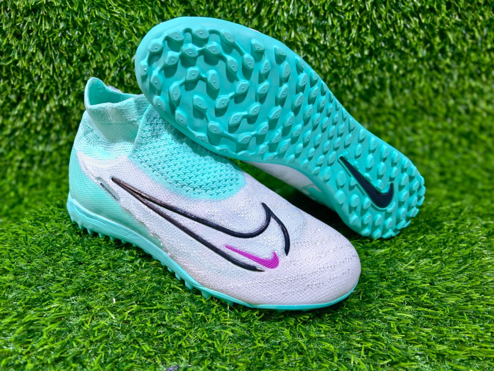 New 🔥🔥🔥🔥🔥High Quality  Predator Trainer Football Soccer boots🔥🔥🔥🔥🔥 A  very good Quality and very comfortable