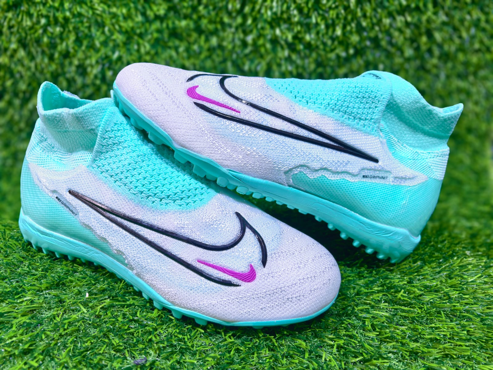 New 🔥🔥🔥🔥🔥High Quality  Predator Trainer Football Soccer boots🔥🔥🔥🔥🔥 A  very good Quality and very comfortable