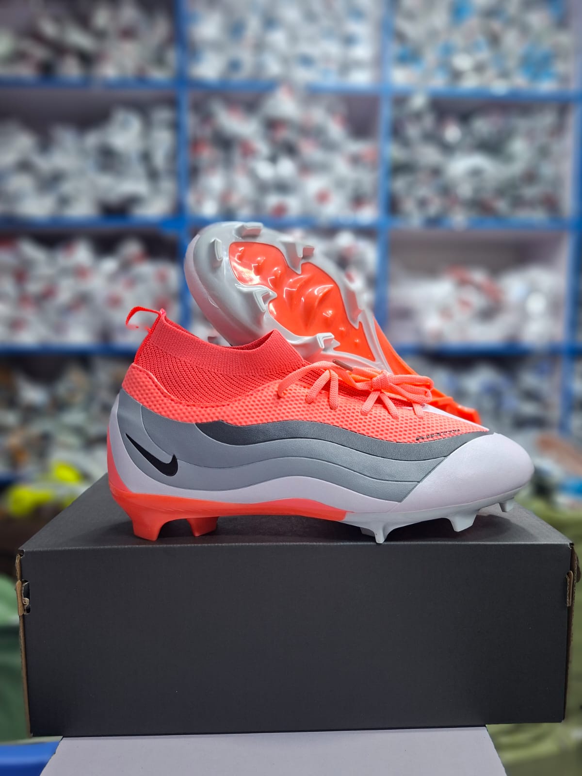 New🔥🔥🔥🔥🔥High Quality F50 Football Soccer boots🔥🔥🔥🔥🔥 A  very good Quality and very comfortable