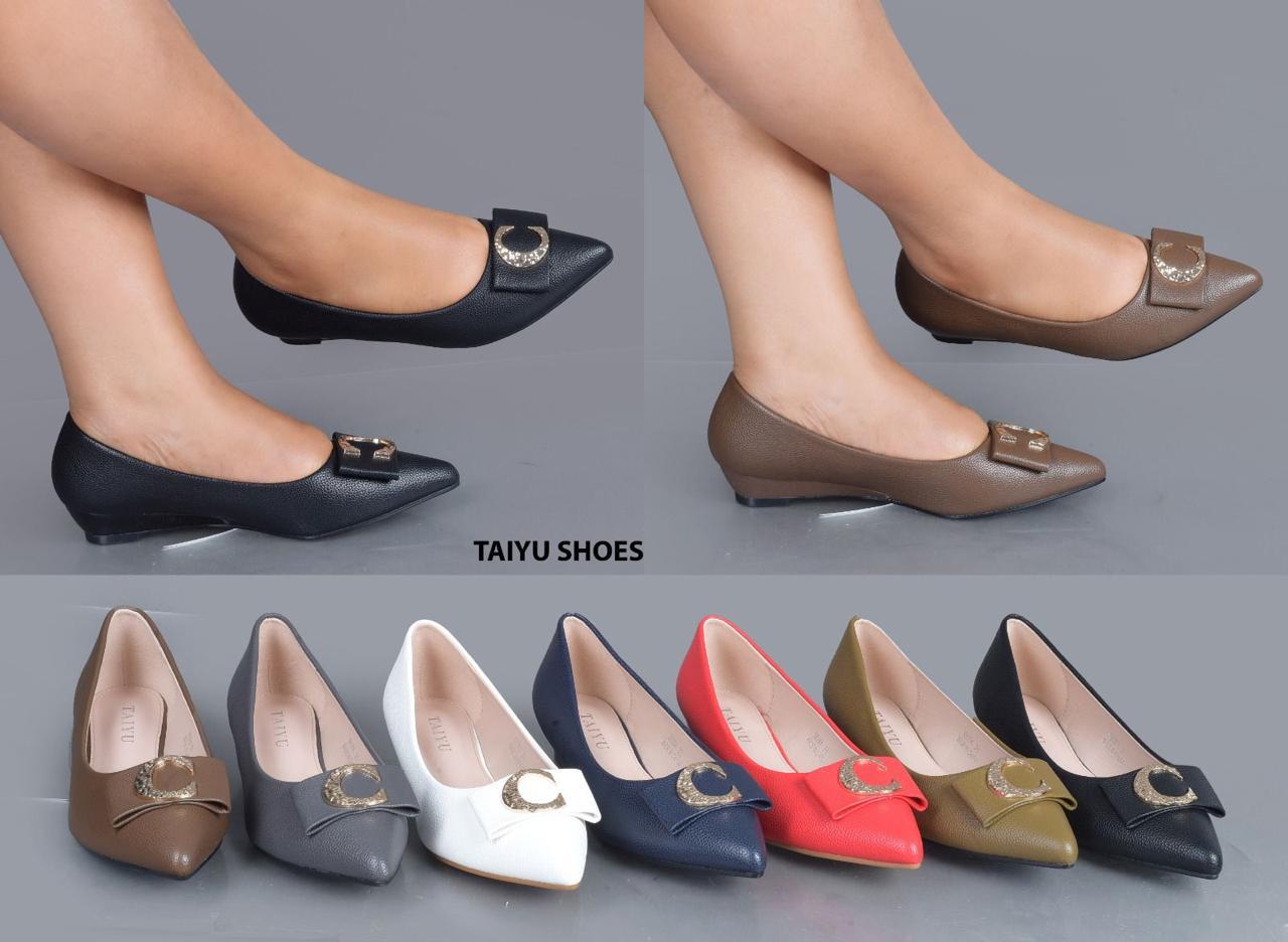 New 🌟 High QUALITY  TAIYU  Fashionable casual and elegant  Ladies  Wedge shoes 🔥 🔥 very classy and sassy🥰