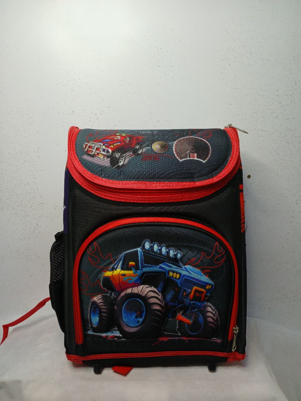 Quality👑✨  Magic Kids School Backpack Cute Classy & Ready for School! 💜🎀
Make every school day feel like a fairy tale! This beautiful carton-themed backpack is perfect for little kids