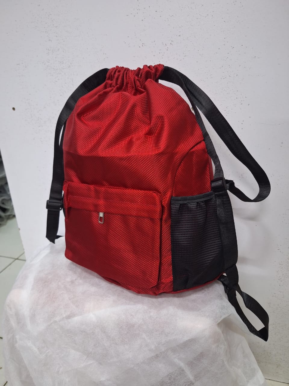 High Quality Sports Bag_lightweight Drawstring backpack with side pockets. Spacious main compartment, secure drawstring closure and durable material. Perfect for GYM ,travel and outdoor activities