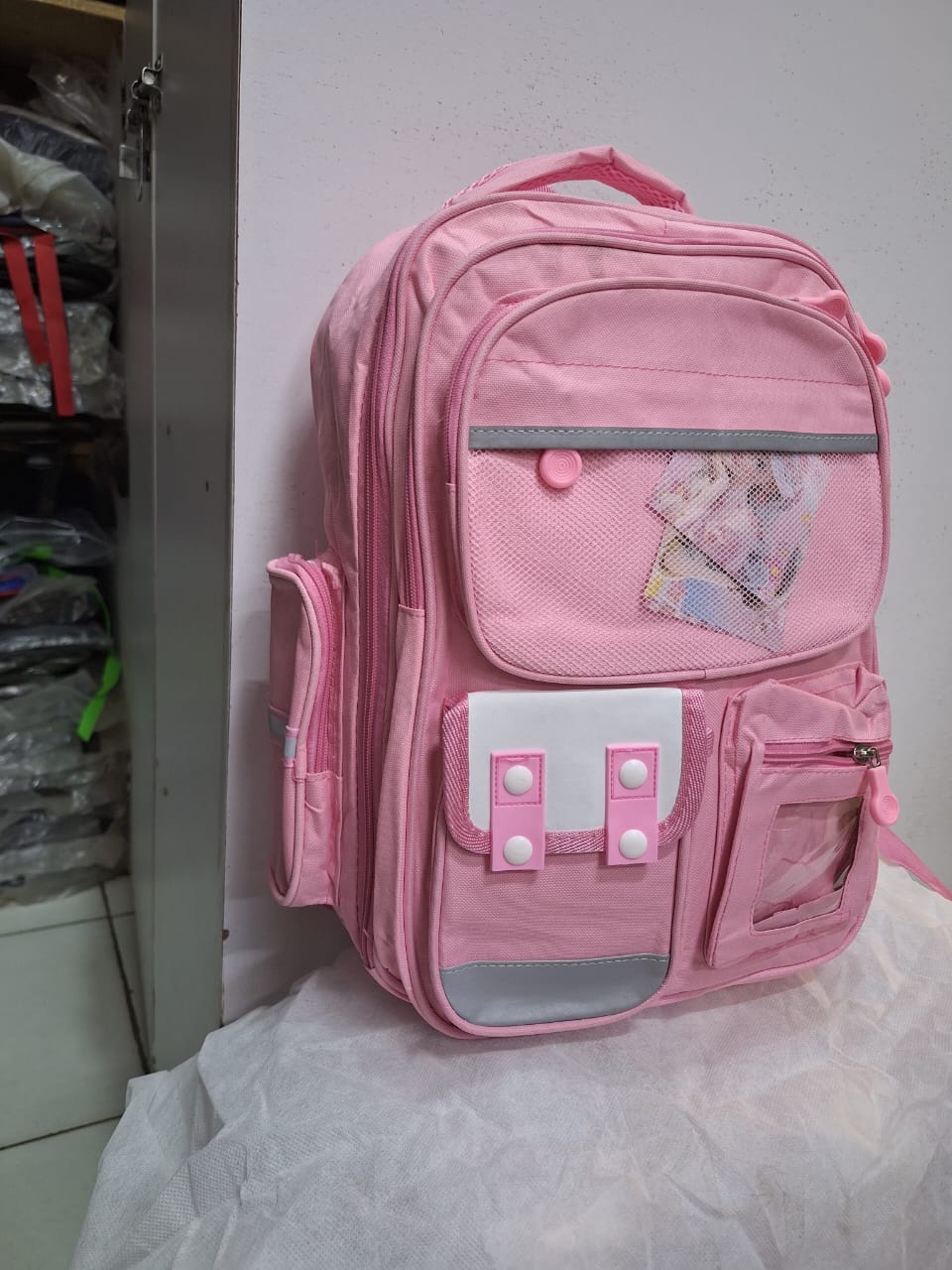 Quality👑✨  Magic Kids School Backpack Cute Classy & Ready for School! 💜🎀
Make every school day feel like a fairy tale! This beautiful carton-themed backpack is perfect for little kids