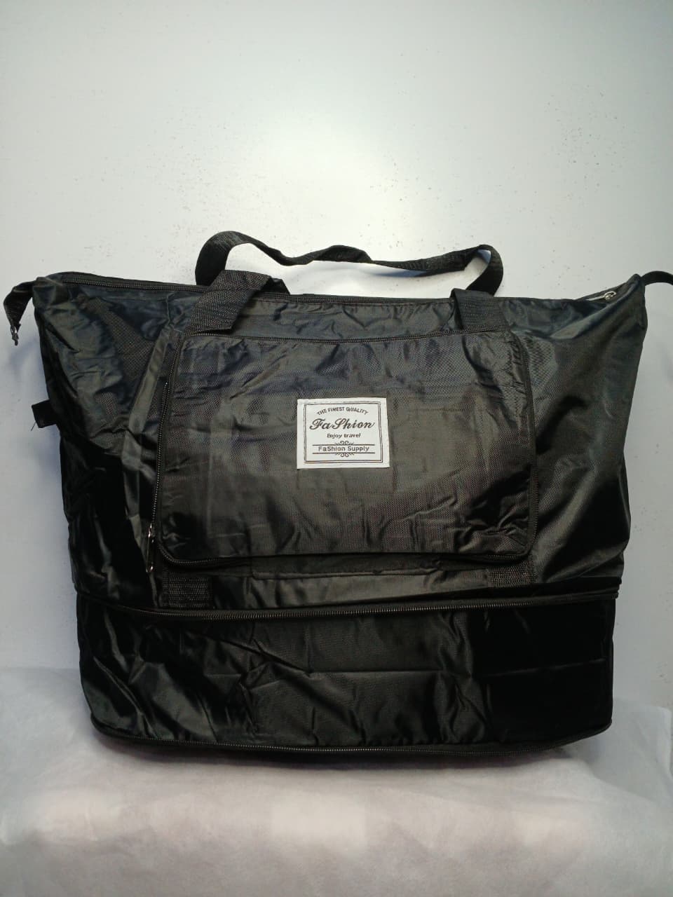 🧳 Large Capacity Travel Duffel Bag – Expandable Foldable Luggage (Real Picture)
✔ Large spacious main compartment
✔ Expandable bottom zipper section
✔ Lightweight & easy to carry
✔strong