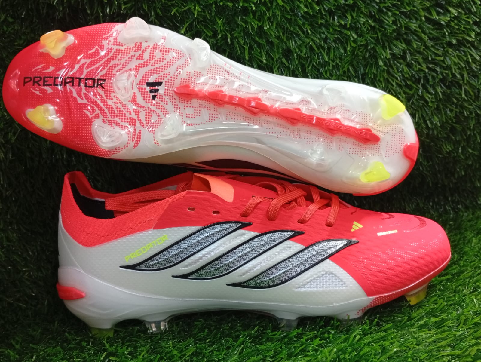 New Arrivals🔥🔥🔥🔥🔥High Quality  Predator Spine Crazy Fast Red Football Soccer boots🔥🔥🔥🔥🔥 A  very good Quality and very comfortable.Football shoes/boots