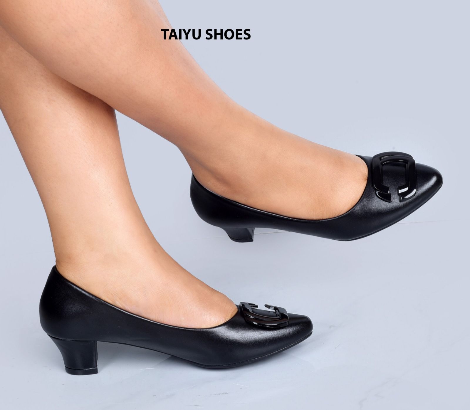 Offer price 💫💥New 🌟 High QUALITY  TAIYU  Fashionable casual and elegant  Ladies  heels shoes 🔥 🔥 very classy and sassy🥰