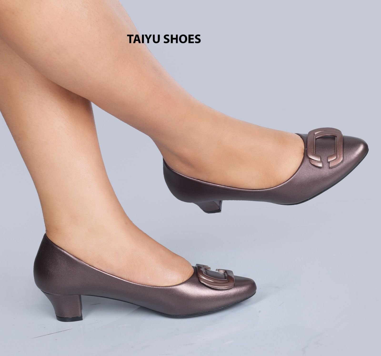 Offer price 💫💥New 🌟 High QUALITY  TAIYU  Fashionable casual and elegant  Ladies  heels shoes 🔥 🔥 very classy and sassy🥰