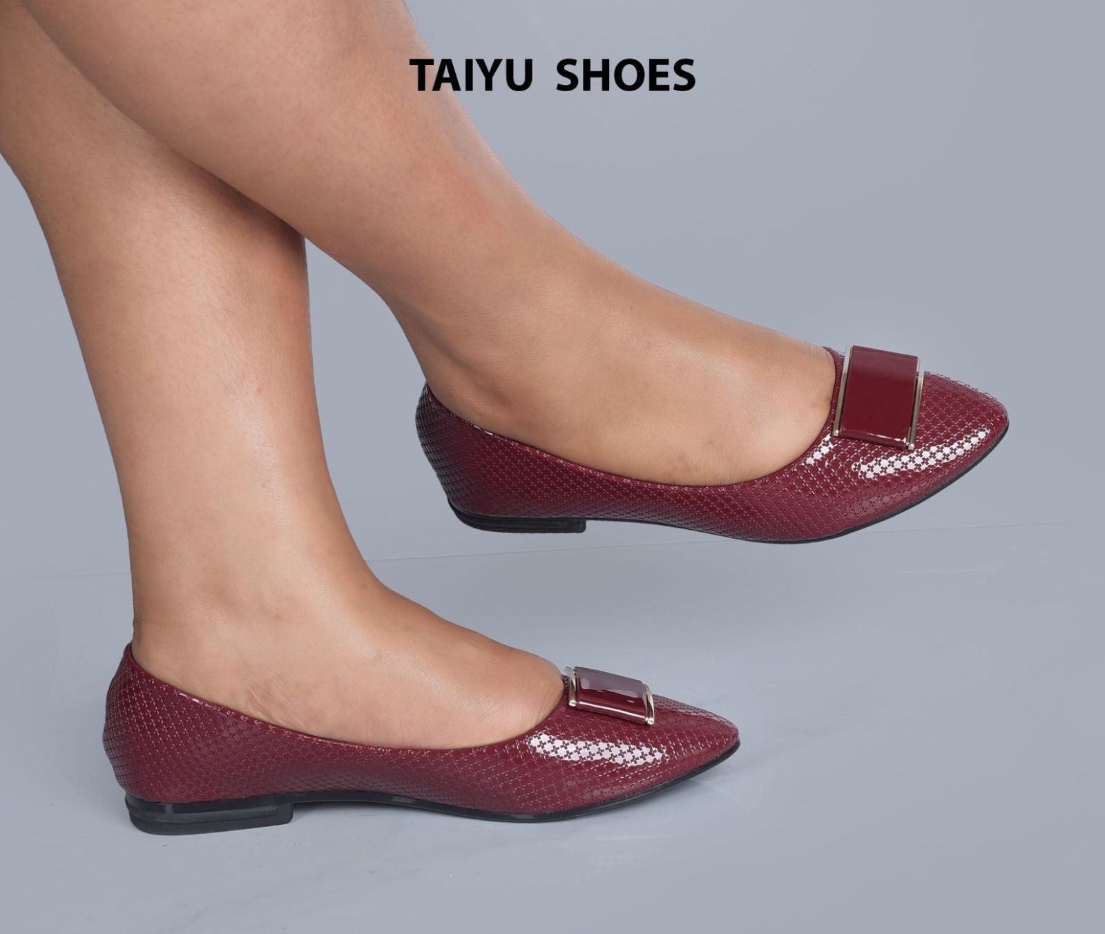 New 🌟 High QUALITY  TAIYU  Fashionable casual and elegant  Ladies  Flats shoes 🔥 🔥 very classy and sassy🥰