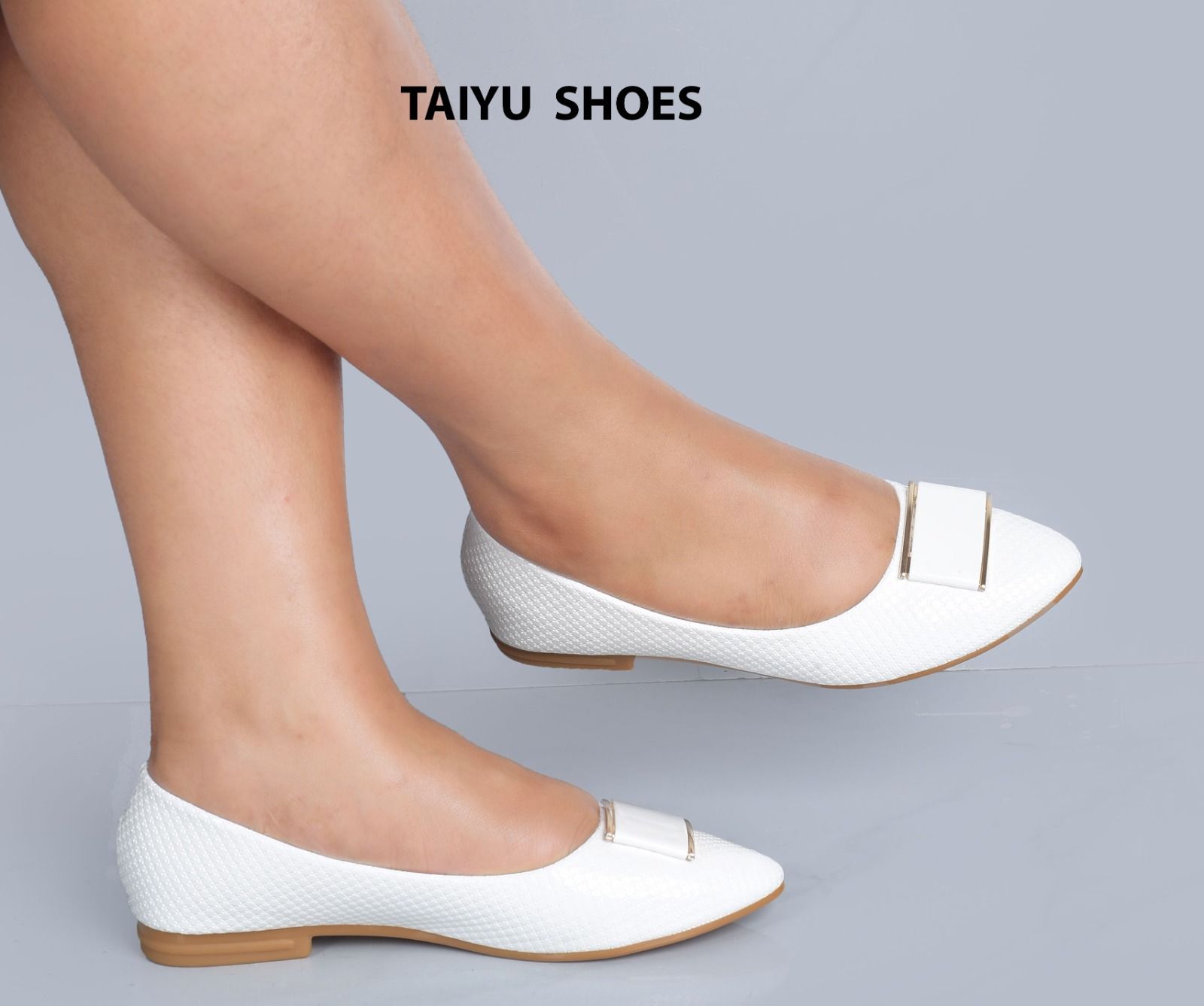 New 🌟 High QUALITY  TAIYU  Fashionable casual and elegant  Ladies  Flats shoes 🔥 🔥 very classy and sassy🥰