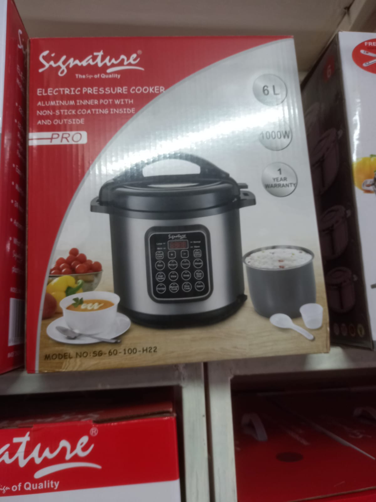 SIGNATURE ELECTRIC PRESSURE COOKER