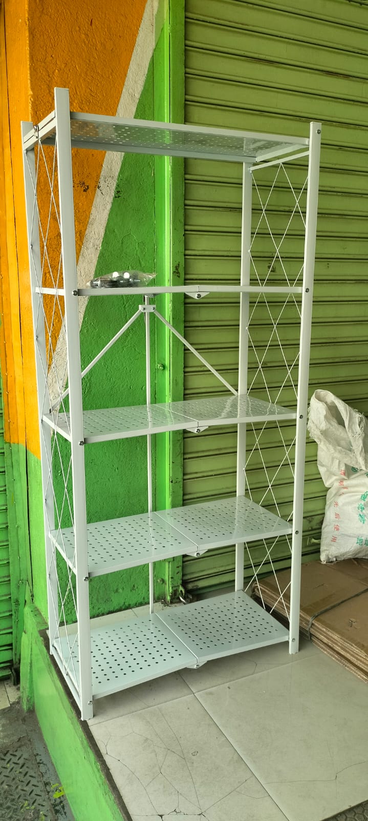 5 LAYER FOLDABLE KITCHEN STORAGE RACK, Lower storage cabinet design for easy storage, Simple and elegant, sturdy and practical.
