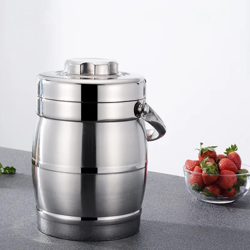JP James Pot 2ltrs Food Flask,With vacuum double-layer insulation technology, this food container can keep your food hot of up to 6-10 hours.