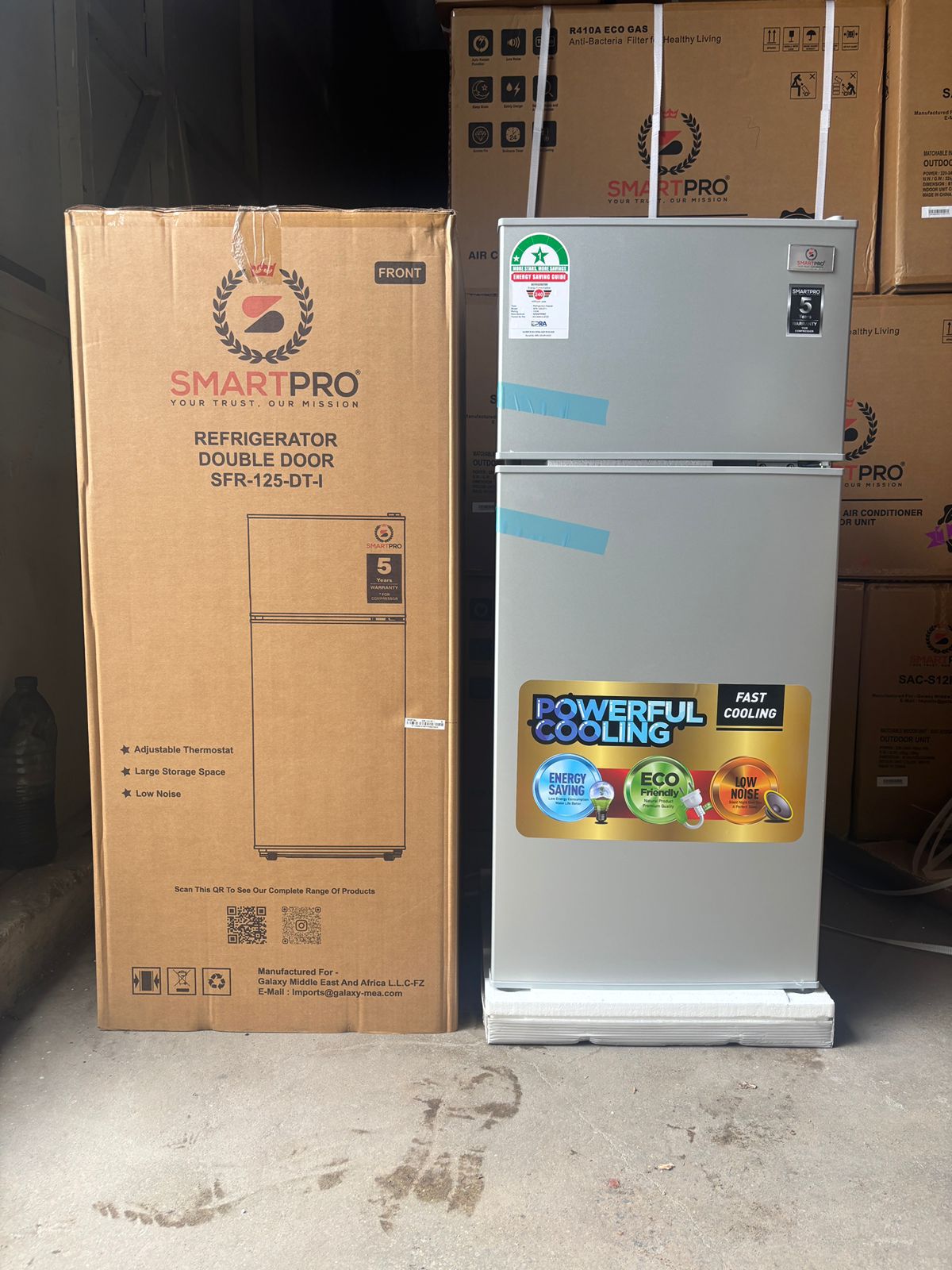 SMART PRO  SFR-125 DT-I  95 LITRES DOUBLE DOOR REFRIGERATOR - Double-door design (separate fridge + freezer compartments, Mechanical / thermostat control, Interior light (usually LED) .