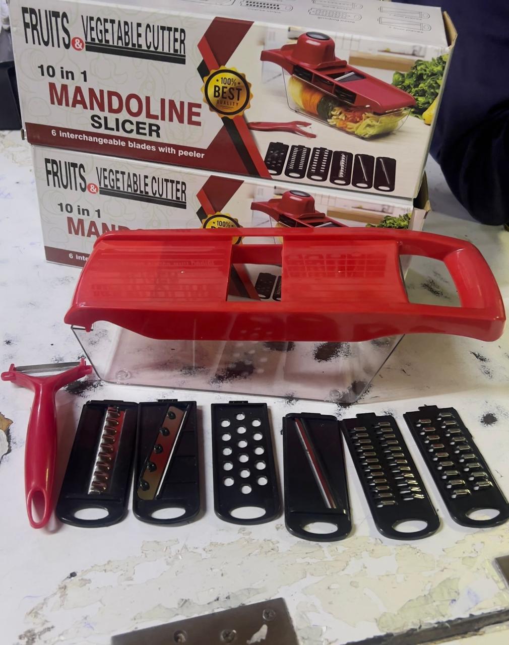 10 IN 1 MULTIFUNCTIONAL MANDOLIN SLICER - Vegetable cutting machine, easy to cut vegetables, convenient , Stainless steel blade cuts the thickness and fineness you need.