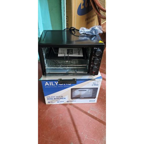 20 LITRES AILYONS ELECTRIC OVEN, With convection, rotisserie, 3 Position oven racks, 60-250°C Temperature control, Perfect for baking and grilling.