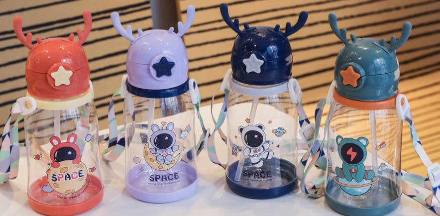 Kids Cartoon-Themed Water Bottle – Fun & Durable Drink Bottle, Made from safe, durable materials, it features colorful cartoon designs that make drinking water fun and engaging.