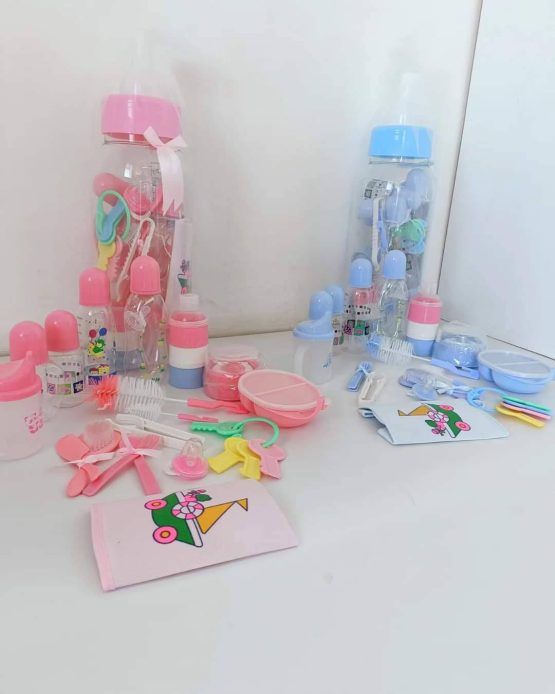 Baby Feeding Set | Weaning Set  -Perfect gift for new mothers, Premium quality, BPA-free materials, Complete Newborn Essentials, Includes bottles, spoons, pacifiers, and feeding accessories.