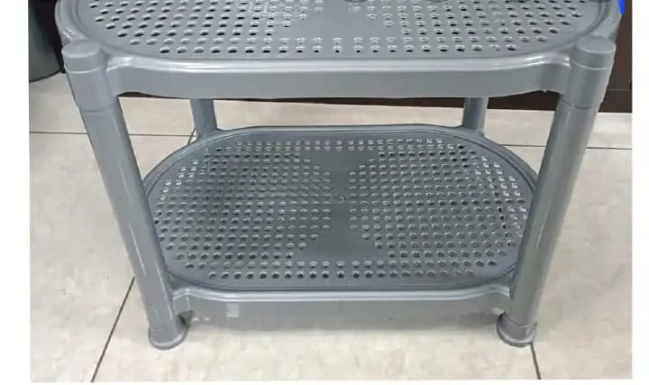 KENPOLY OVAL PLASTIC TABLE  - High quality plastic, Sturdy durable plastic,  Lightweight,  Suitable for indoors and outdoor entertainment .