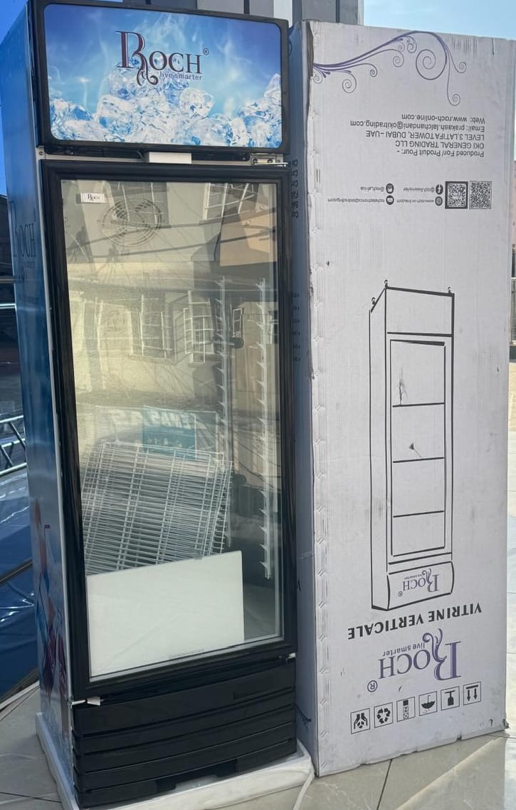 ROCH (RSF-260) 209 L SHOWCASE CHILLER REFRIGERATOR - Ultra Durable Compressor, Lock and Key, Inside Light, 4 Sturdy Shelves, Wheels for easy movement,Single Glass Door .