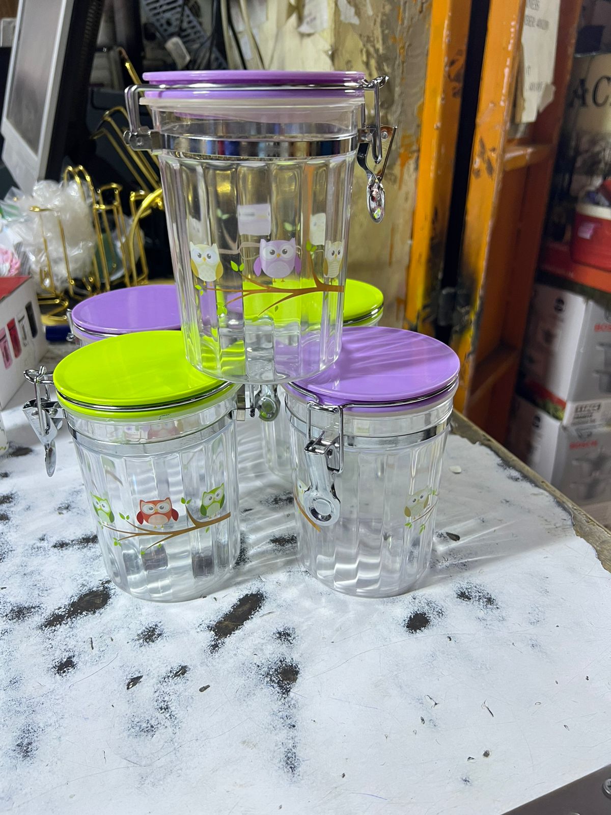 800 ML MULTIFUNCTIONAL SUGAR / SALT STORAGE CONTAINER - High quality, Perfect for kitchen food storage, Dishwasher safe, Prevent unpleasant odor in the refrigerator.