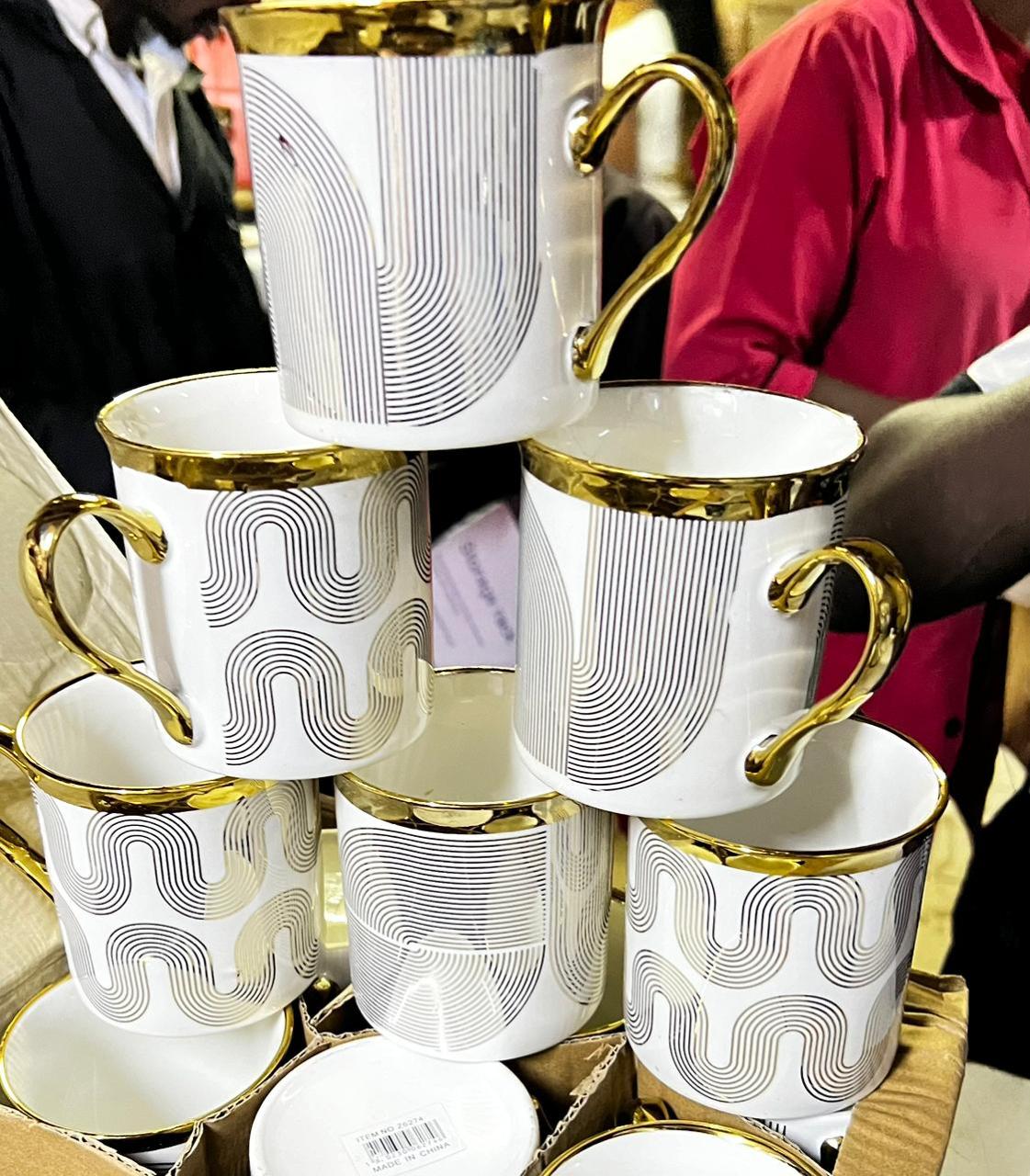 6 PCS 330 ML CLASSY CERAMIC MUGS - Made with thick comfortable grip ergonomic handles, Quality Chip resistant ceramic material, Classic design fit any kitchen style .