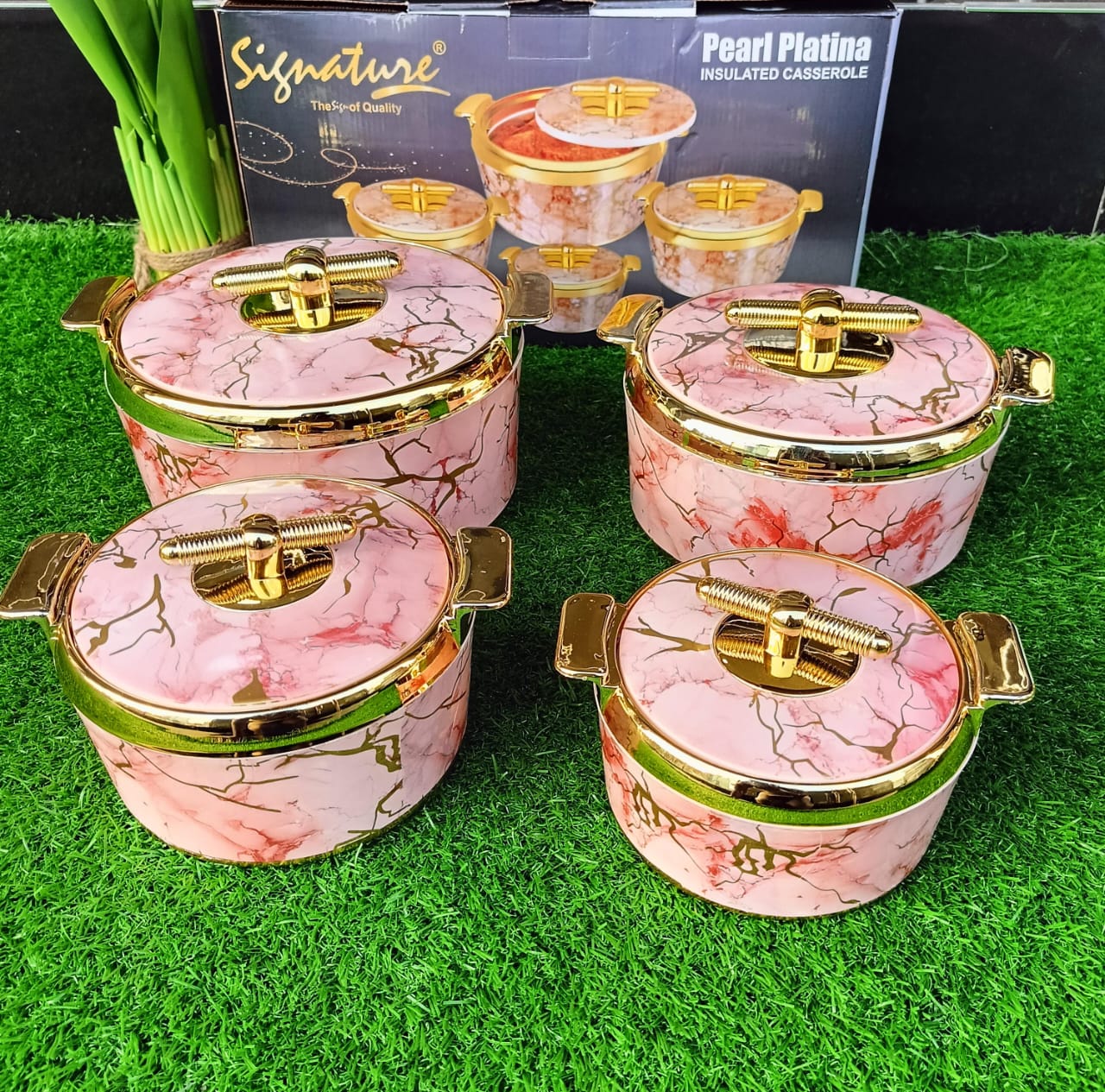 Signature Hot pot set of 4 Pieces Pearl Platina Hotpots, 700ml/1000ml/1500ml/2500ml
