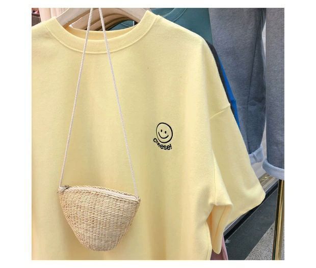 New product selection: Embroidered short sleeved T-shirt for women's Instagram fashion, 2024 summer outfit, new Korean loose plus size student T-shirt, Dongdaemun women's clothing
