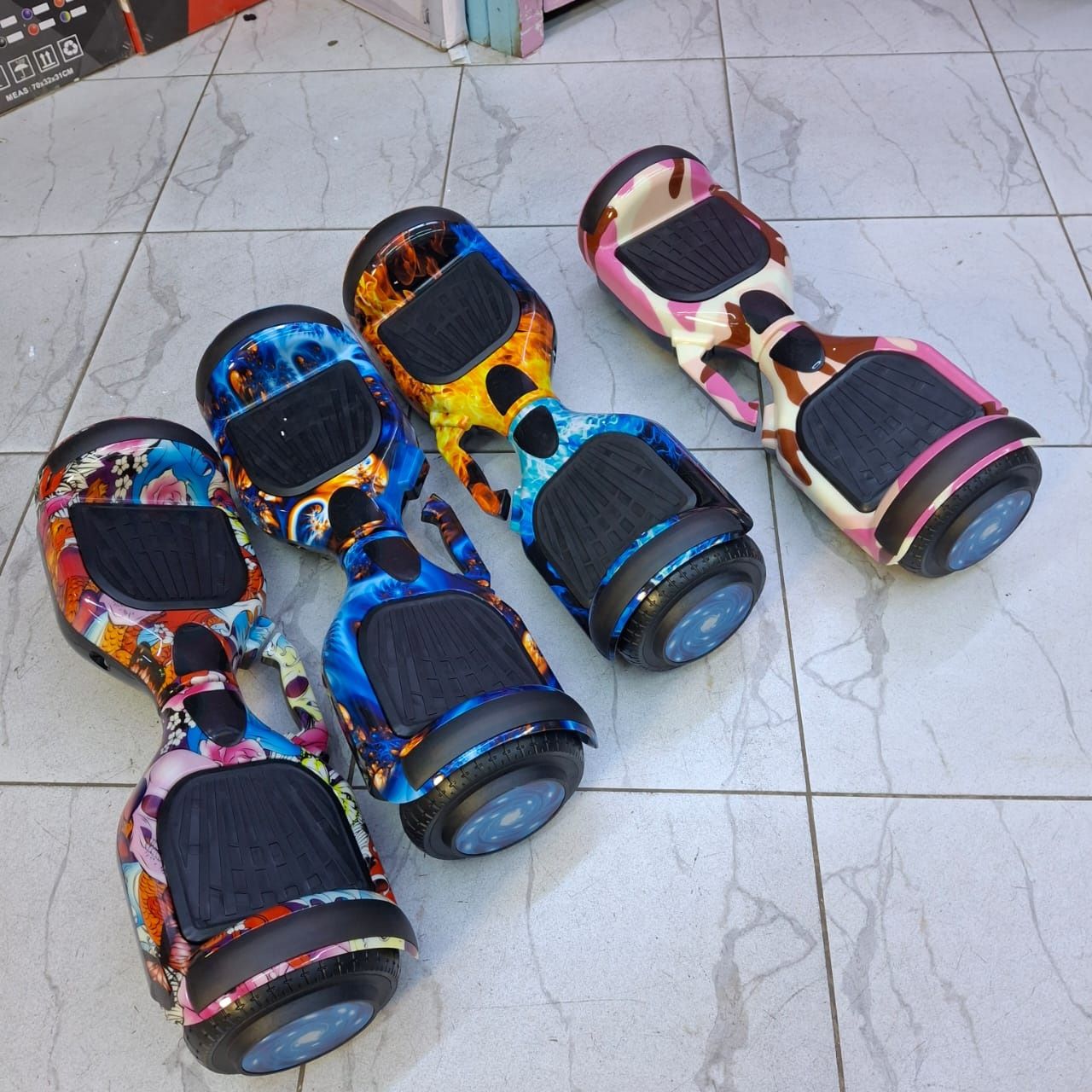 6.5'' Hoverboard Rechargeable Bluetooth Connectivity With LED Lights For Fun, Stylish & Confident Riding