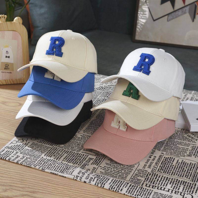 Spring and summer hot hat for women, letter labeled hardtop baseball cap, Korean version versatile casual couple duckbill cap, sun protection, simple and atmospheric, fashionable and versatile