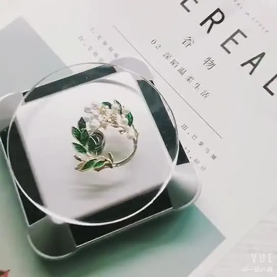 New Korean style fashion simple brooch, oil dripping enamel alloy gardenia pin for women, simple temperament pin accessories, pearl brooch suit decoration, Tiktok - popular