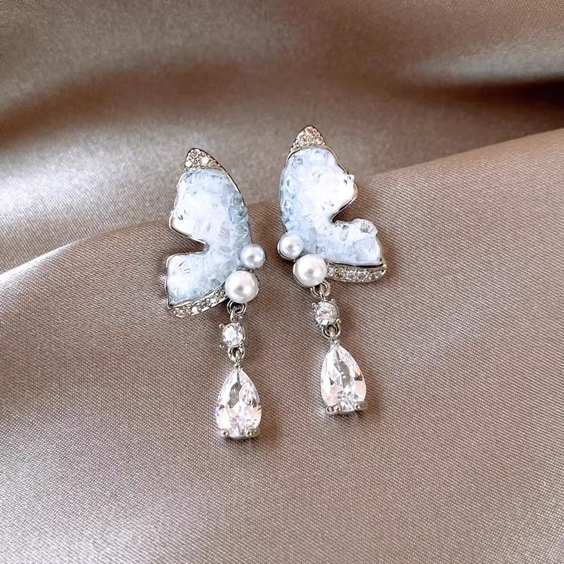 New silver needle blue crystal butterfly earrings, high-class light luxury earrings for small audience, Korean fashionable popular earrings for women, simple and elegant, fashionable and versatile