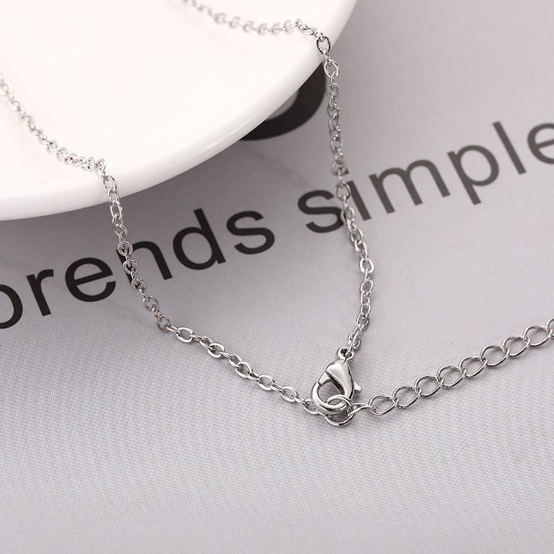 New fashionable key splicing couple pendant necklace, popular niche design, love Valentine's Day gift neck chain, heart-shaped two tone couple necklace, creative Valentine's Day birthday gift