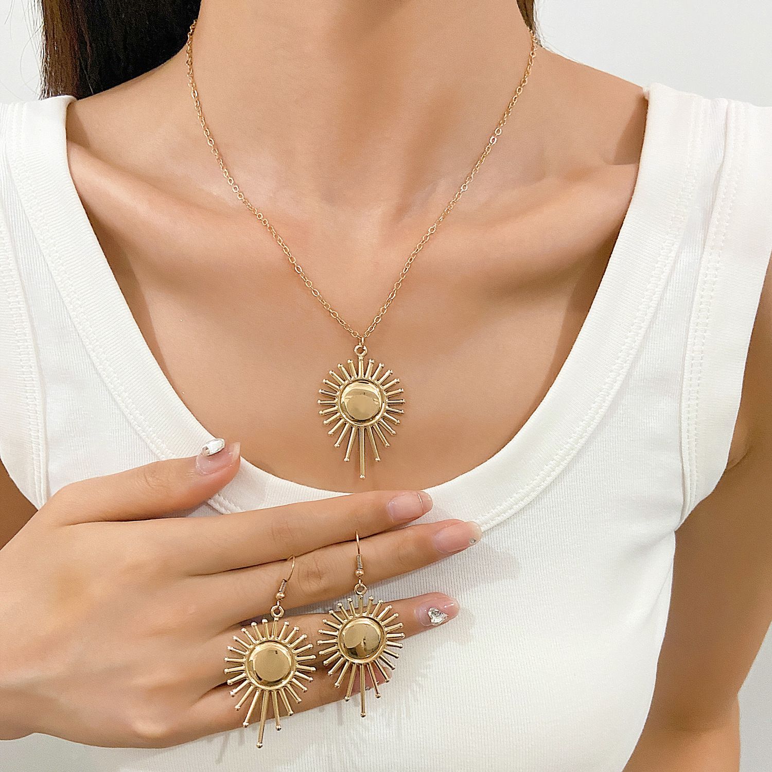 2025 New Diamond Set Butterfly Jewelry for Women, Ins Creative Design Necklace, Love Flower Earring Set, Crown Butterfly Eardrop Set, Hot Selling Pearl Jewelry, Fashionable and Versatile, Hot selling