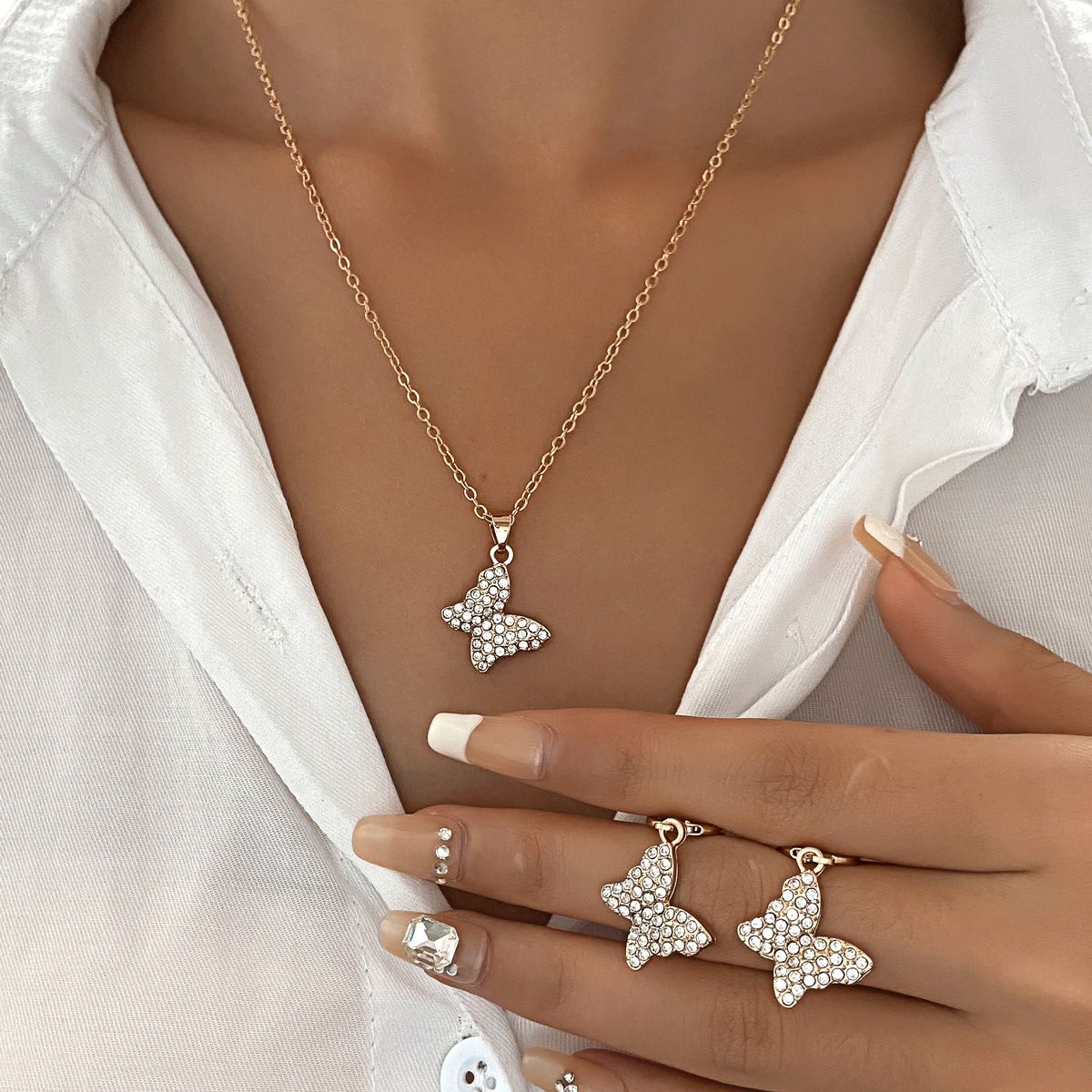 2025 New Diamond Set Butterfly Jewelry for Women, Ins Creative Design Necklace, Love Flower Earring Set, Crown Butterfly Eardrop Set, Hot Selling Pearl Jewelry, Fashionable and Versatile, Hot selling